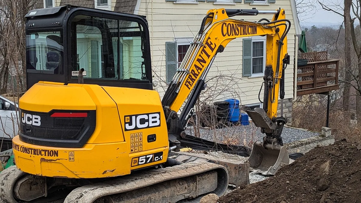 Ilustrační fotografie pásového bagru JCB 57C-1 v kategorii přibližně 5 t